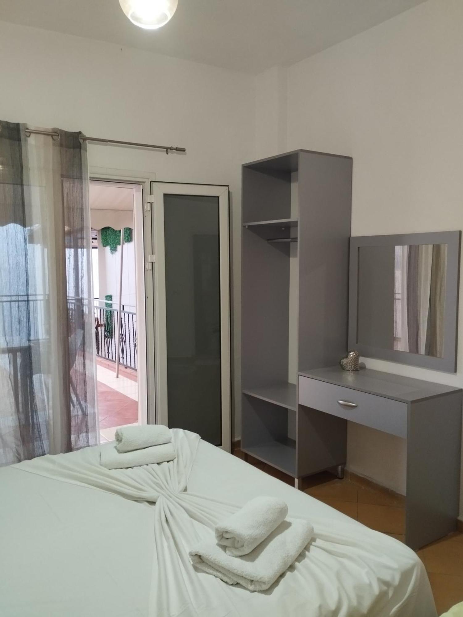 Dim'S Villas Кєпаро Екстер'єр фото