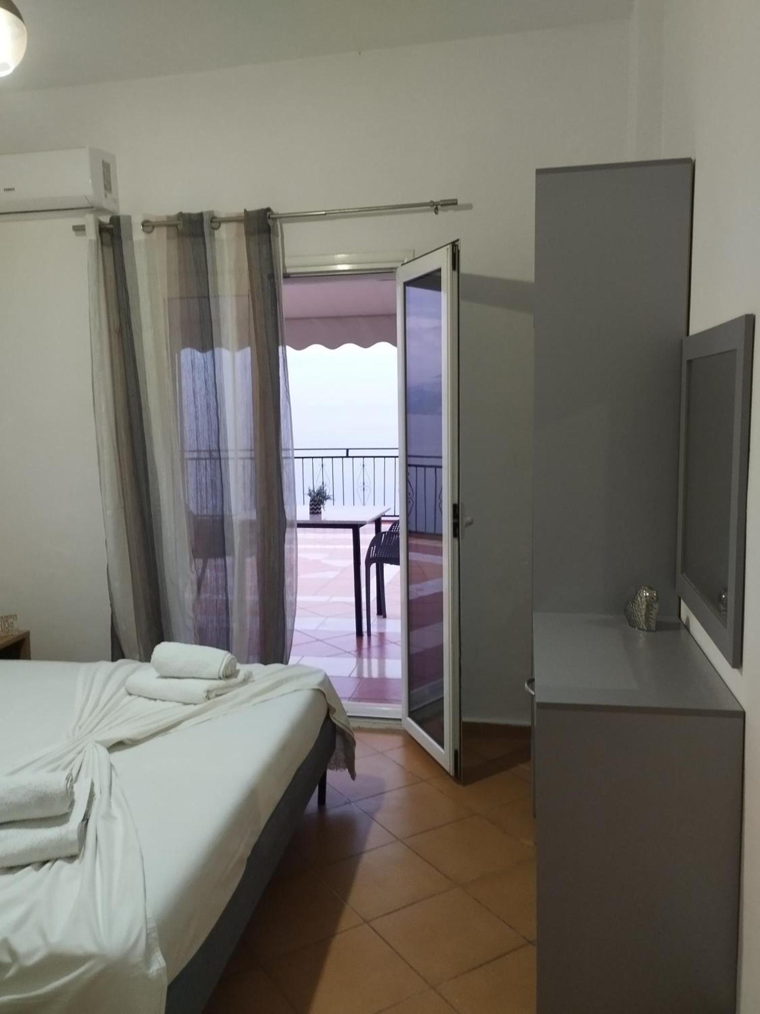 Dim'S Villas Кєпаро Екстер'єр фото